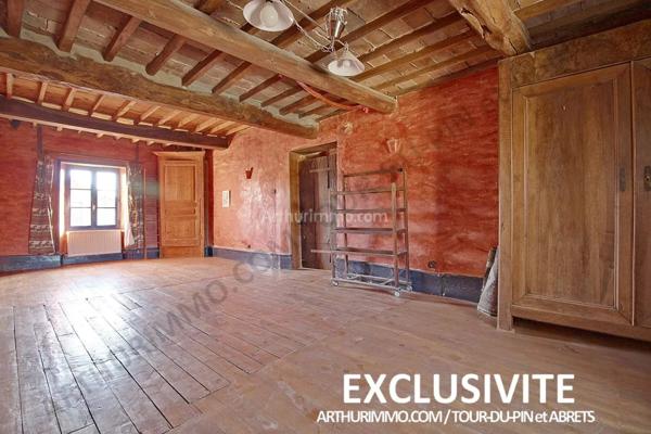 Vente Maison 7 pièces 220 m2 à La Tour-du-Pin