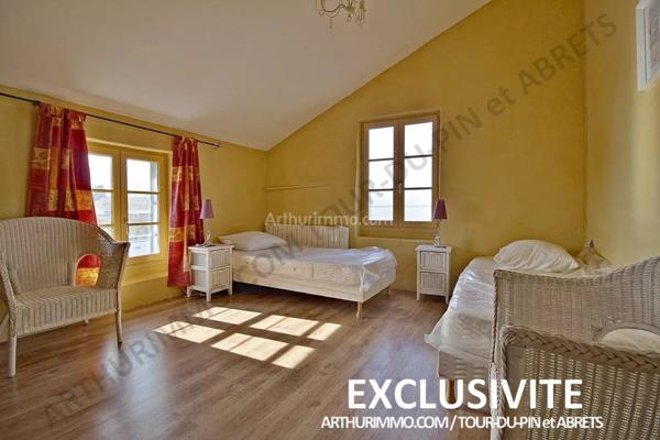 Vente Maison 7 pièces 220 m2 à La Tour-du-Pin