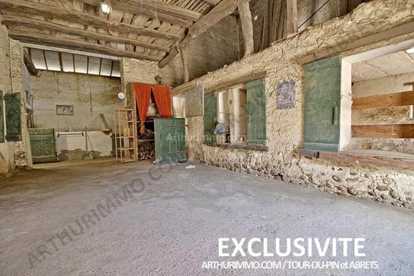 Vente Maison 7 pièces 220 m2 à La Tour-du-Pin