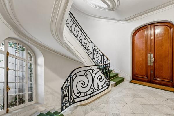 Vente Appartement de luxe Paris 16 5 Pièces 142 m²