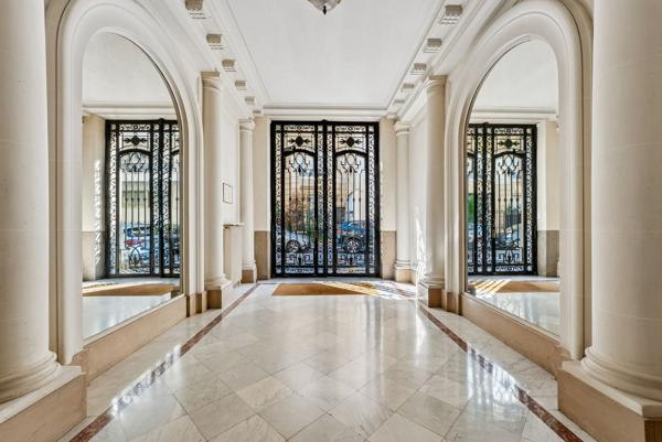 Vente Appartement de luxe Paris 16 5 Pièces 142 m²