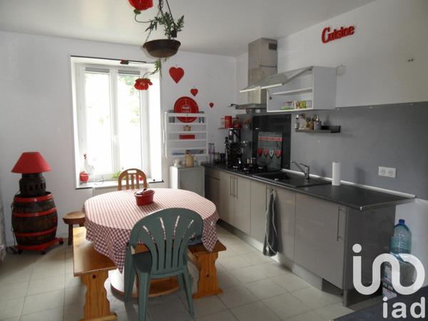 Maison de village 5 pièces de 110 m² à Sissonne (02150)