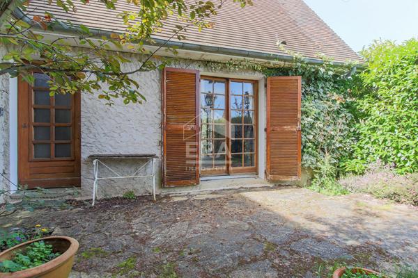 Maison familiale à rénover à Beynes - Secteur Val Des 4 Pignons