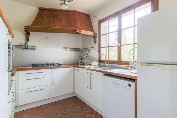 Maison familiale à rénover à Beynes - Secteur Val Des 4 Pignons