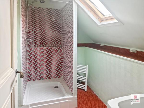 Maison Precigne 10 pièce(s) 211 m2