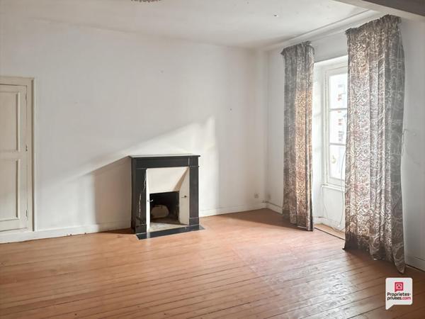 Maison Precigne 10 pièce(s) 211 m2