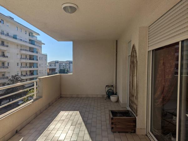 Appartement T3 Bastia avec Garage