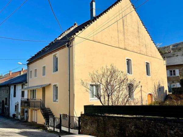 Maison de village avec jardin à Perrigny
