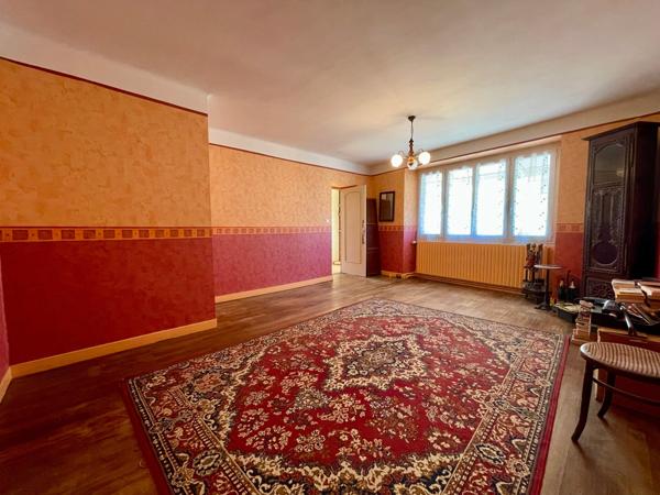 Maison de village avec jardin à Perrigny