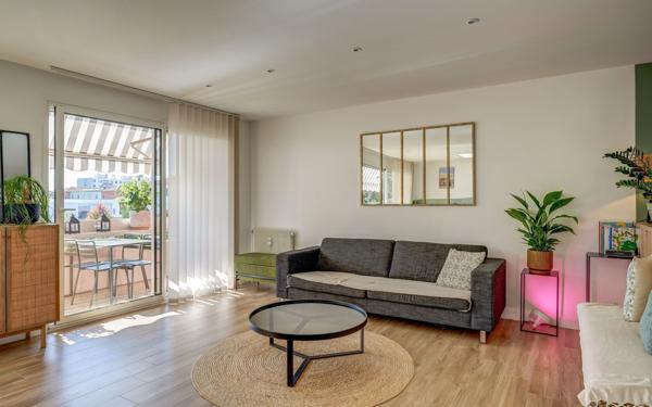 Appartement à vendre    4 pièces • 99 m2 Caluire-et-Cuire