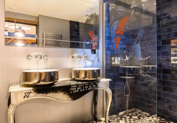 ENSEMBLE ALPIN ULTRA-PREMIUM de 3 400 m² à TIGNES (73) 5 Chalets haut de gamme , accès ski au pied, vue, piscine .