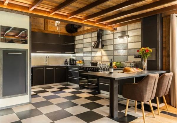 ENSEMBLE ALPIN ULTRA-PREMIUM de 3 400 m² à TIGNES (73) 5 Chalets haut de gamme , accès ski au pied, vue, piscine .