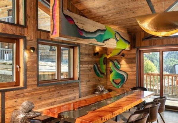 ENSEMBLE ALPIN ULTRA-PREMIUM de 3 400 m² à TIGNES (73) 5 Chalets haut de gamme , accès ski au pied, vue, piscine .