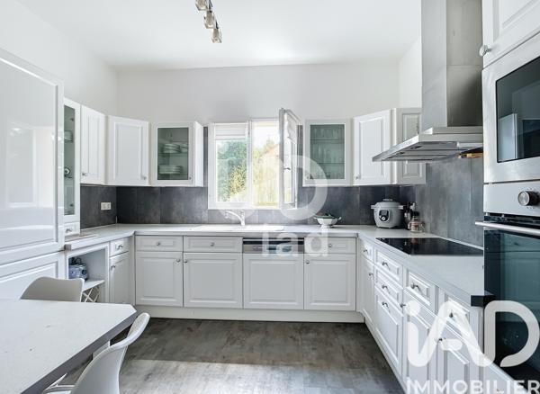 Maison à vendre 7 pièces 143 m² Saint-Maur-des-Fossés