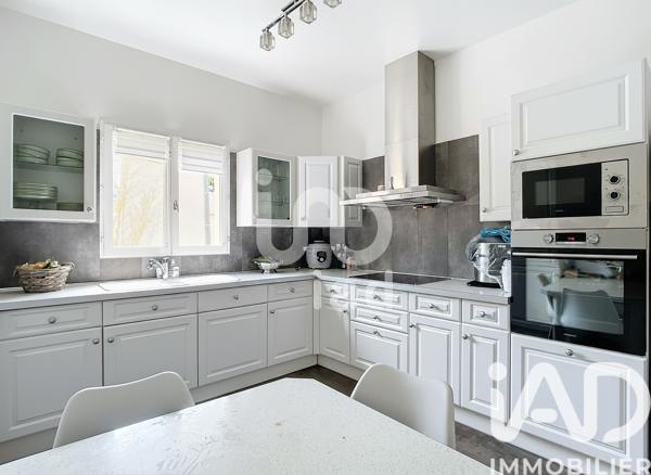 Maison à vendre 7 pièces 143 m² Saint-Maur-des-Fossés