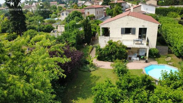 La Tour-de-Salvagny – Maison familiale de 180 m² habitables sur terrain plat de 1000 m²