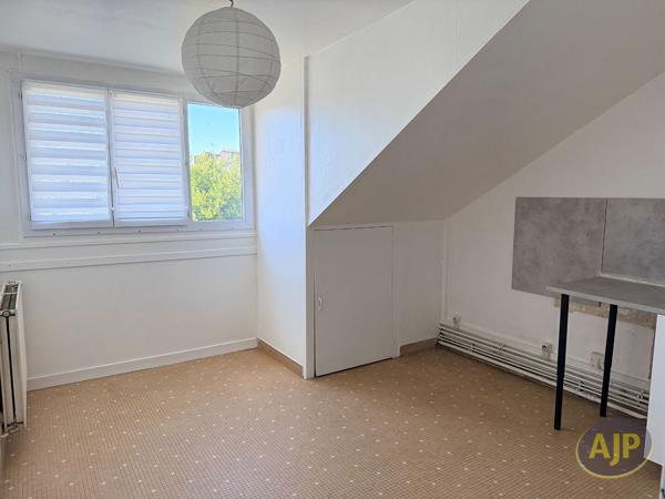 Immeuble à vendre Nantes : 1050 m2 à 763 920€ - AJP Immobilier Saint Herblain