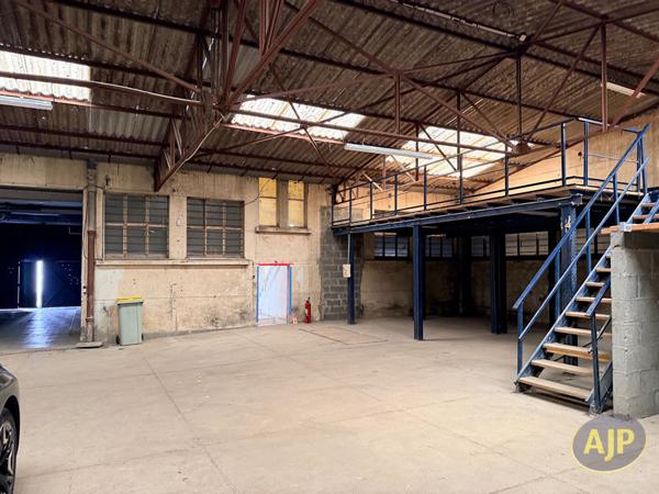 Immeuble à vendre Nantes : 1050 m2 à 763 920€ - AJP Immobilier Saint Herblain