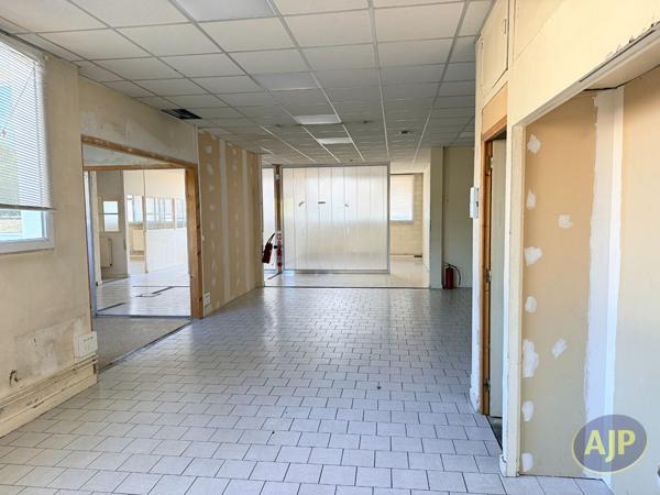 Immeuble à vendre Nantes : 1050 m2 à 763 920€ - AJP Immobilier Saint Herblain