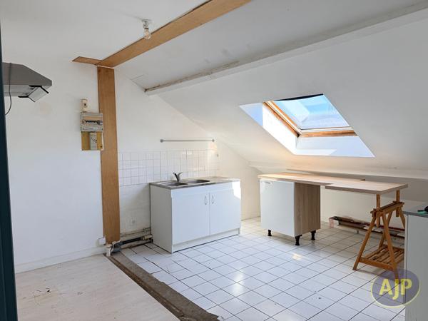 Immeuble à vendre Nantes : 1050 m2 à 763 920€ - AJP Immobilier Saint Herblain