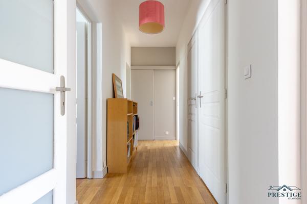 QUARTIER PROCE - MAISON 1960 - 246 m2 - GARAGE - JARDIN
