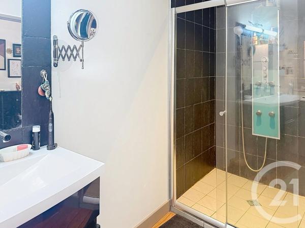 Appartement à vendre  4 pièces - 104 m 2   REMIREMONT  - 88