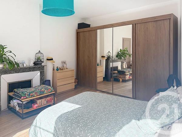 Appartement à vendre  4 pièces - 104 m 2   REMIREMONT  - 88