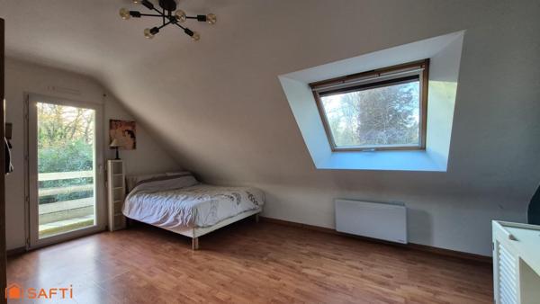 Maison familiale avec atelier indépendant