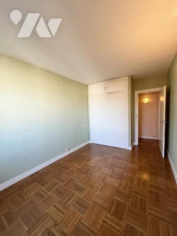 GRENOBLE : Rue Ampere