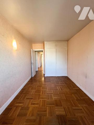 GRENOBLE : Rue Ampere