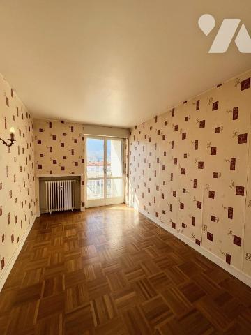 GRENOBLE : Rue Ampere