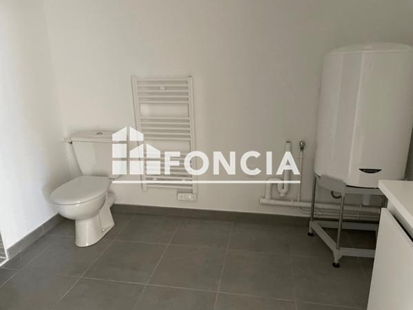 Location Studio 39.1 m² - 17 - 21 RUE DE LA CROIX D'AUYOT Nancy 54000