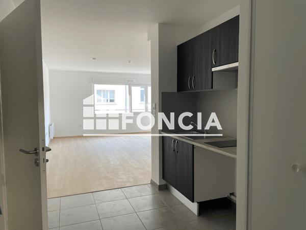 Location Studio 39.1 m² - 17 - 21 RUE DE LA CROIX D'AUYOT Nancy 54000