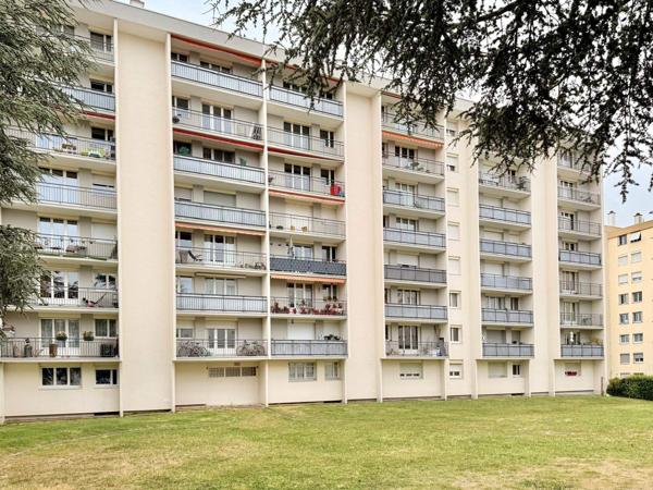 À VENDRE – Appartement 3 pièces avec balcon, parking et cellier