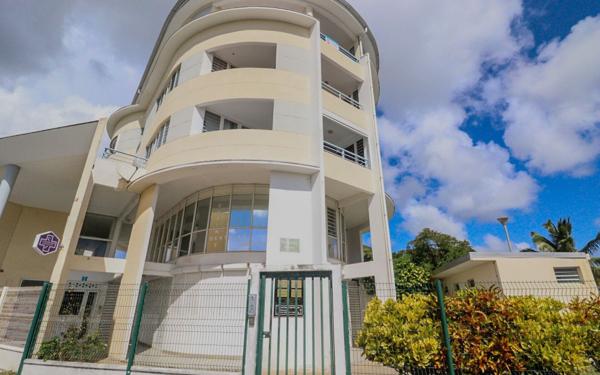 Appartement à vendre    4 pièces • 84,28 m2 Le Marin