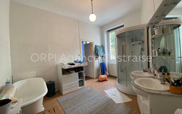 Maison à louer    5 pièces •  Castres