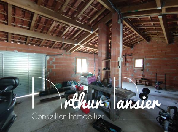 Belle maison avec dépendances