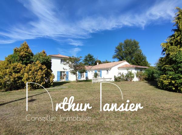 Belle maison avec dépendances