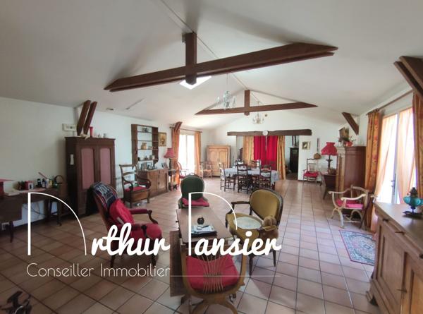 Belle maison avec dépendances