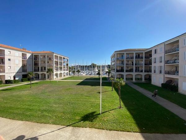 Appartement 2 pièces à vendre Rochefort - 17300 / Réf: 3368