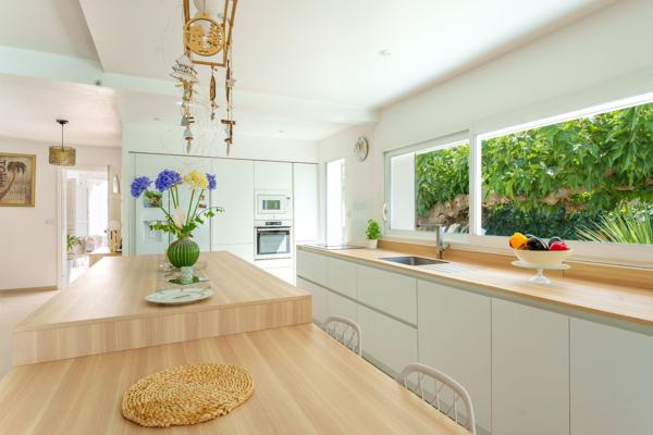 Vente Maison de luxe Montpellier 9 Pièces 283 m²