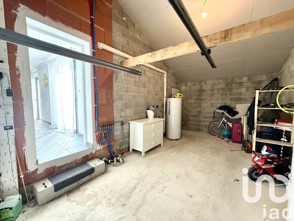 Maison à vendre 4 pièces 93 m² Remoulins