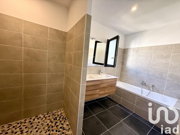 Maison à vendre 4 pièces 93 m² Remoulins