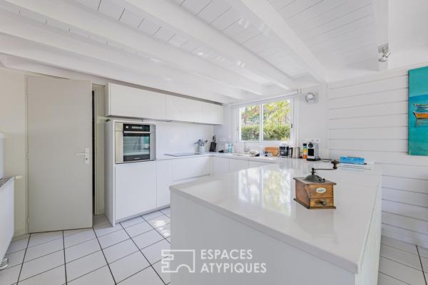 Villa d’architecte lumineuse au coeur de la nature