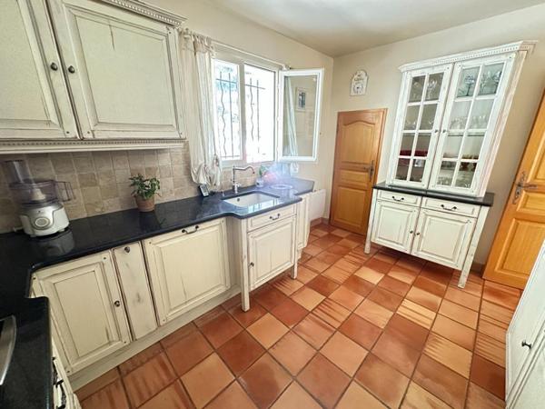 À vendre Maison provençale d'exception à Rognes