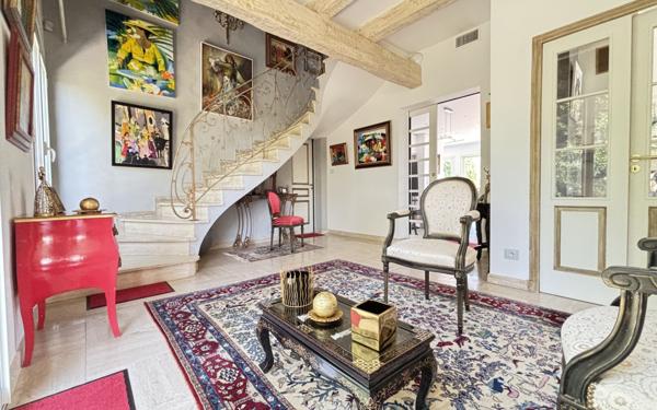 Maison à vendre    6 pièces •  Monteils