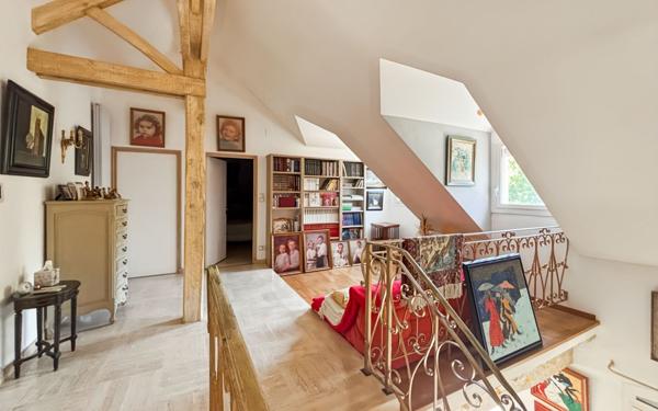 Maison à vendre    6 pièces •  Monteils