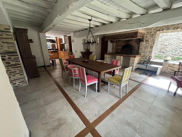 Domaine d'exception avec moulin du XVI siècle entièrement rénové, env 330 m² habitables  - 15 hectares avec rivière et étang