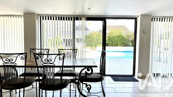 Maison à vendre 6 pièces 184 m² Ludon-Médoc