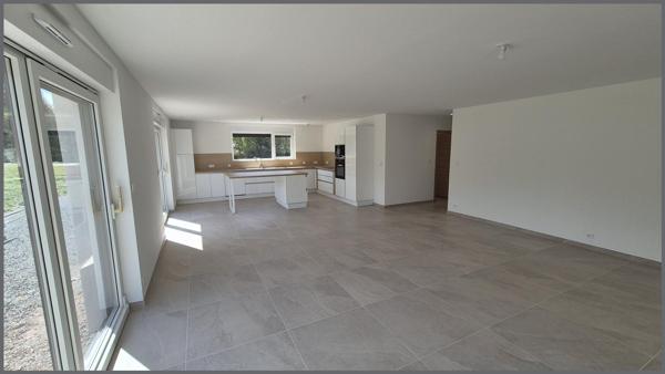 Maison neuve à Remomeix